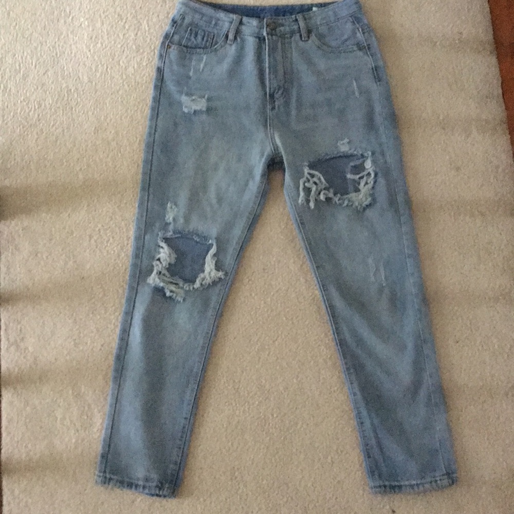 Cut out ripped jeans - Picture 2 of 5